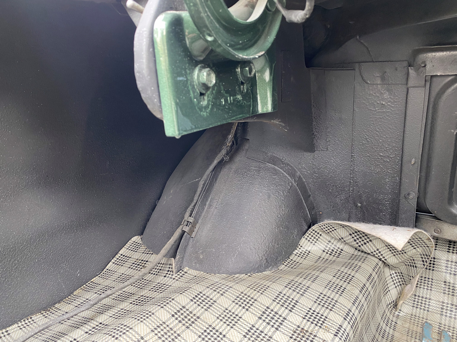 Interior image of 1966 Ford Mustang Fastback GT-clone (52)