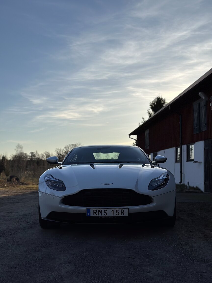 Aussenfoto 2018 Aston Martin DB11
