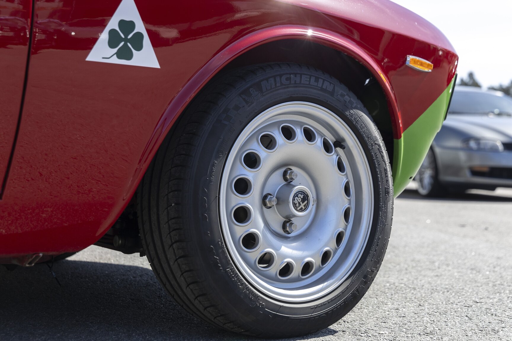 Exteriörbild på 1968 Alfa Romeo GT 1300 Junior