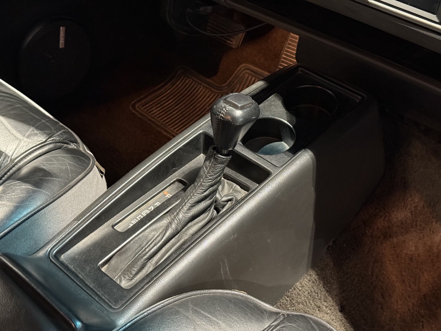 Interior image of 1992 GMC Typhoon 