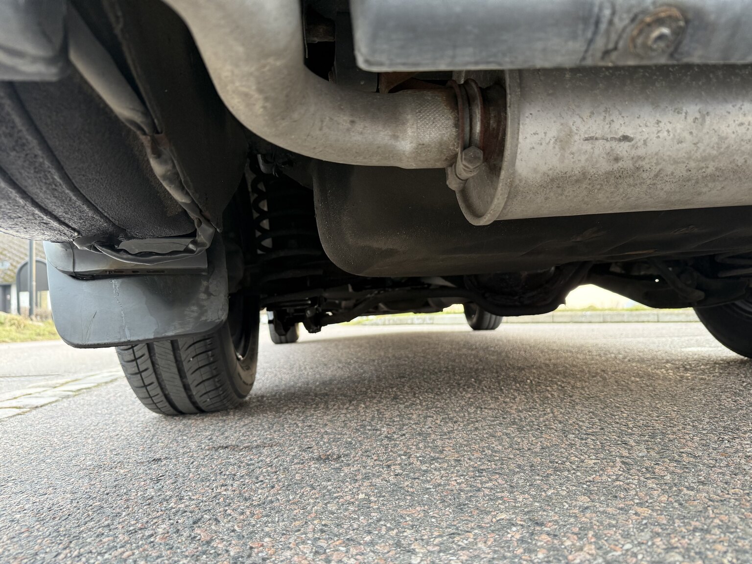 Image of 1991 Volvo 240 GL Automat mechanics (8)