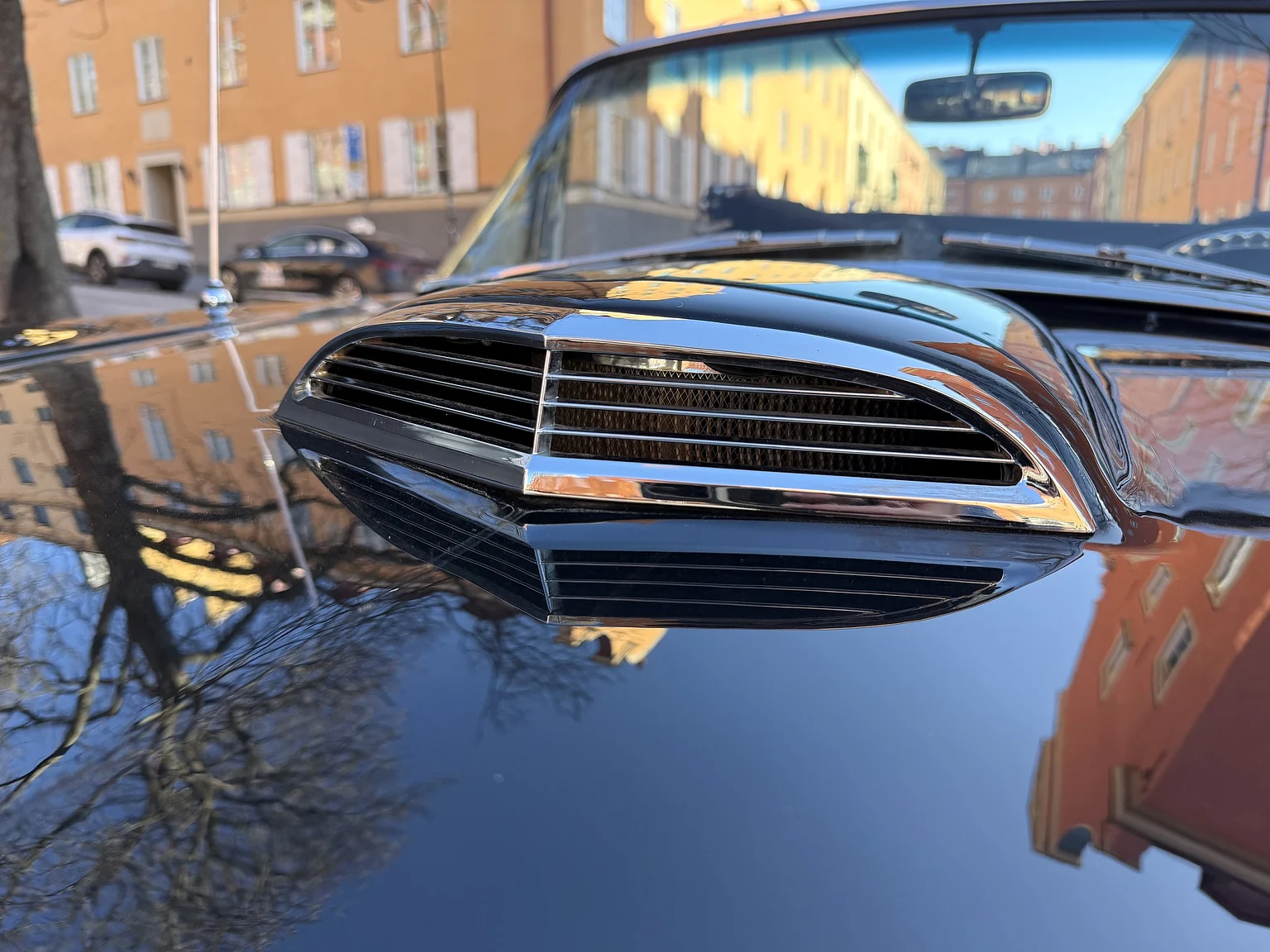 Exterior image of 1955 Ford Thunderbird (39)