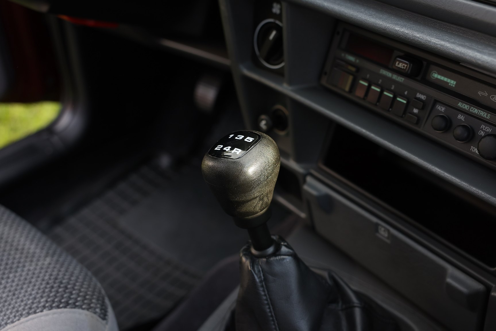 Interior image of 1991 Ford Sierra Sedan 2.0 i 4x4 