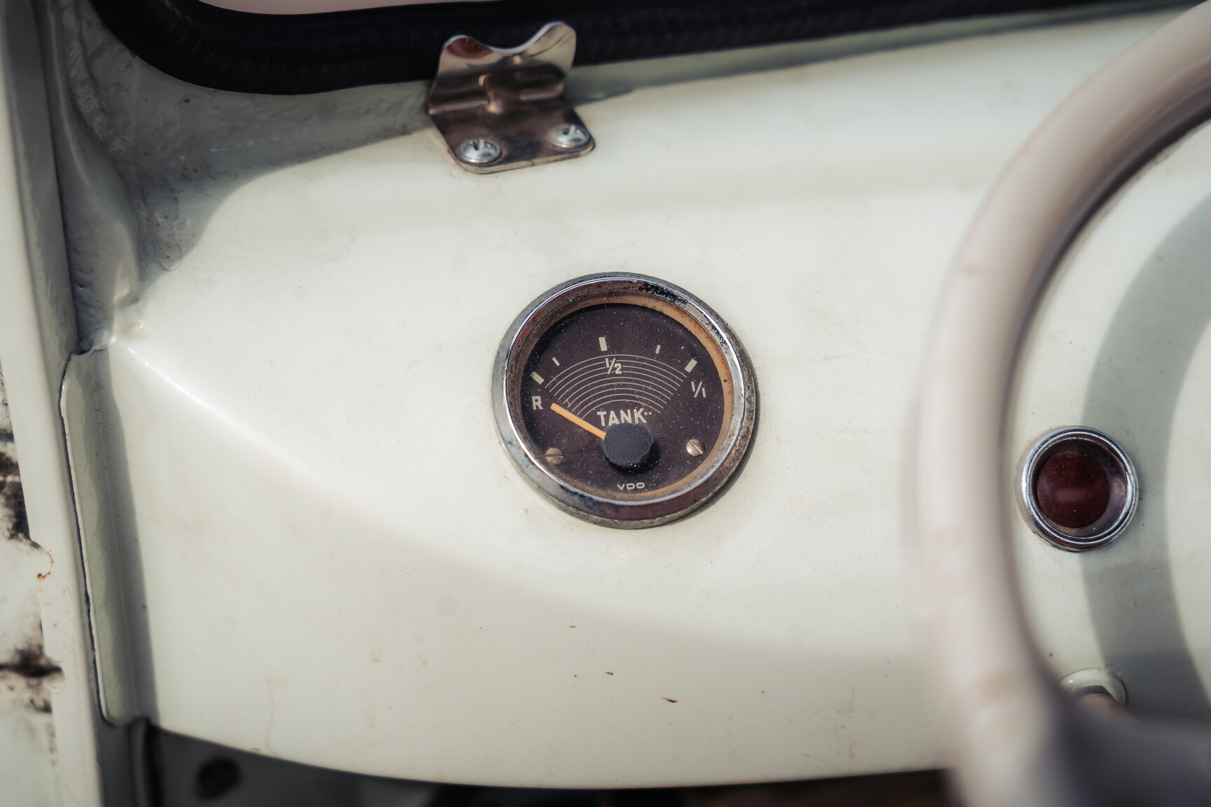 Interiörbild 1964 Volkswagen Kleinbus Transporter 1500 Deluxe “21-fönsters Samba”