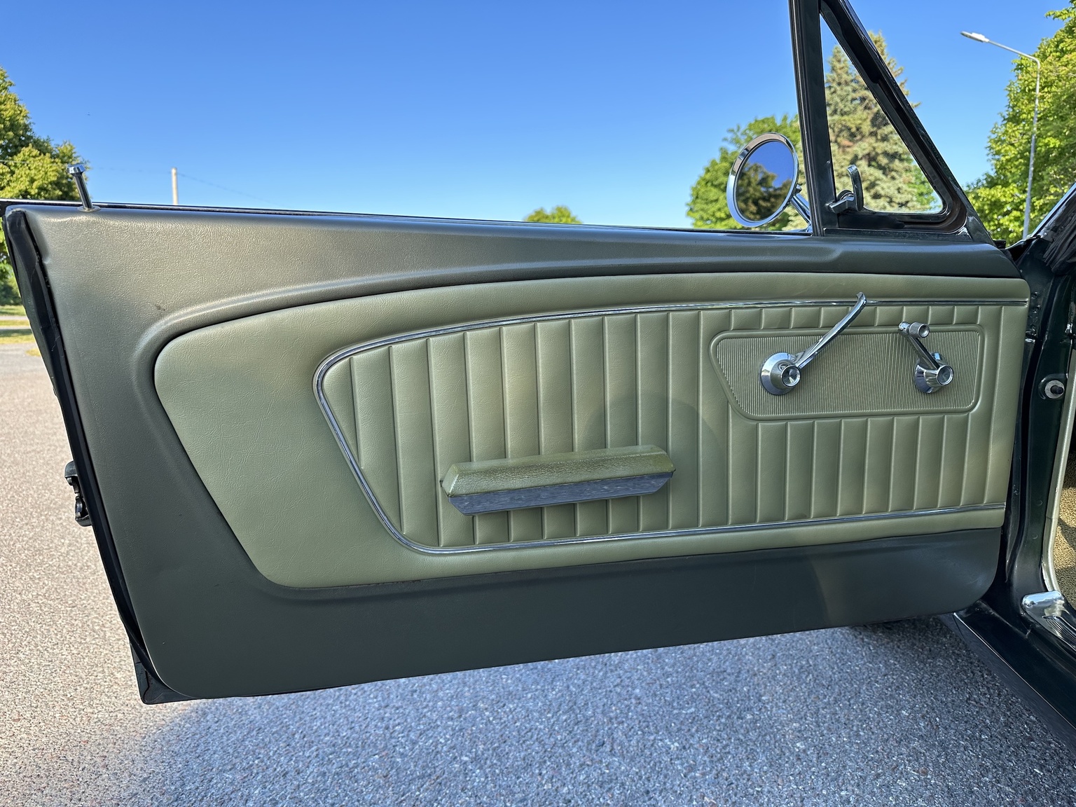 Interiörbild 1965 Ford Mustang 289 Cabriolet