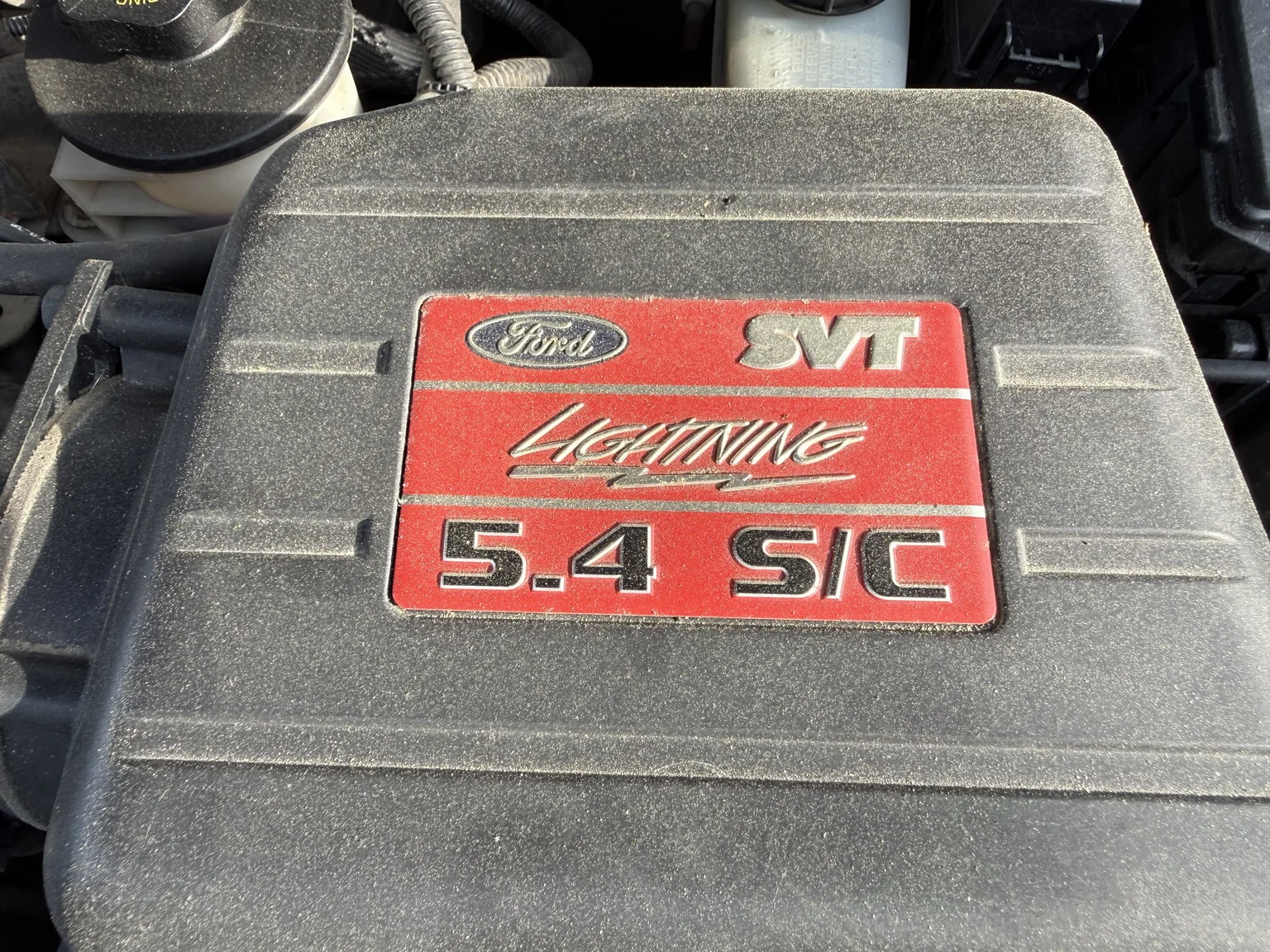Image of 2002 Ford F-150 SVT Lightning mechanics (18)