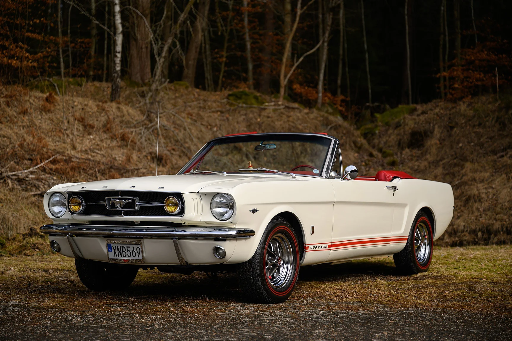 Exteriörbild på 1965 Ford Mustang GT Convertible (72)