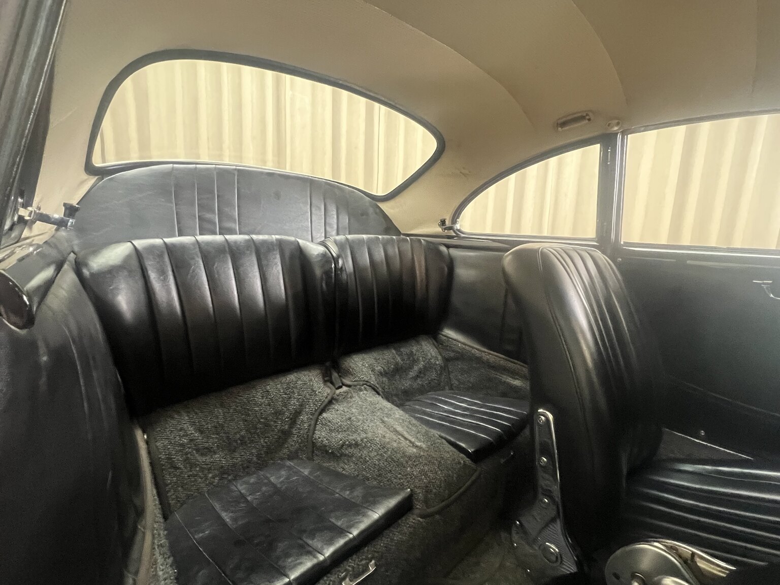 Interior image of 1960 Porsche 356