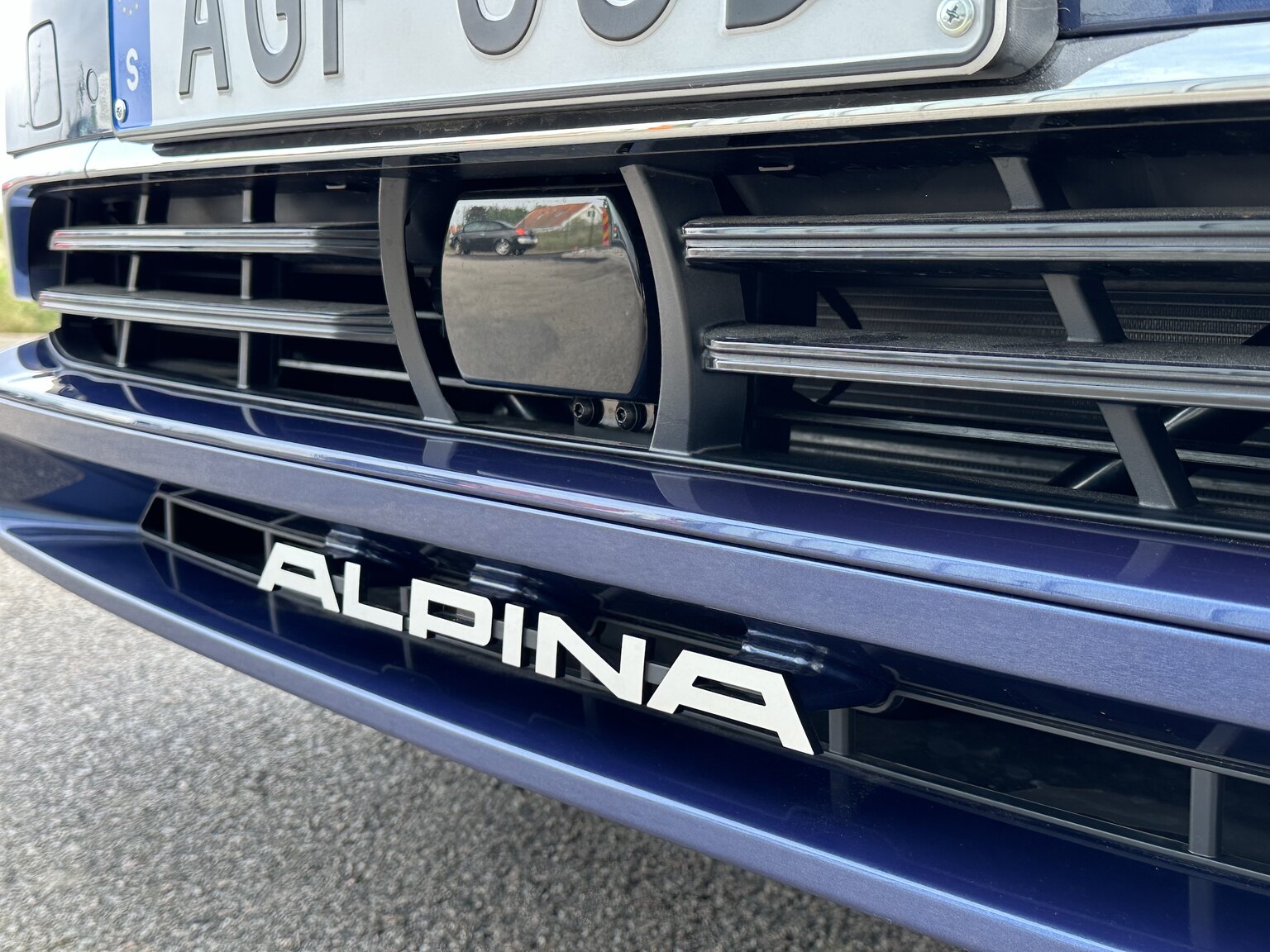 Exterior image of 2022 ALPINA XB7