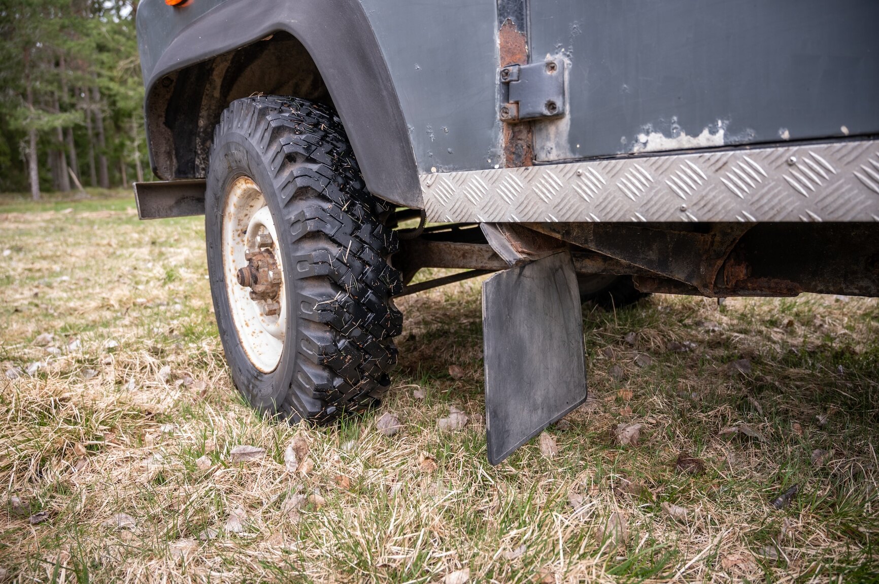 Exterior image of 1986 Land Rover 90 2.5D