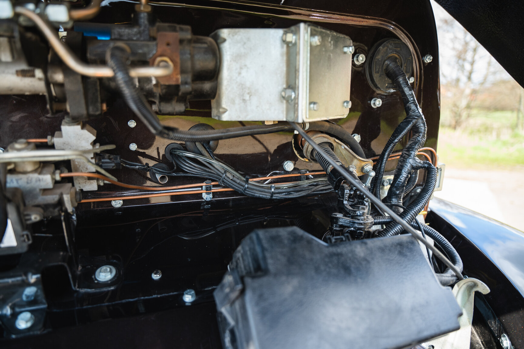 Image of 1948 Chevrolet COE Loadmaster mechanics