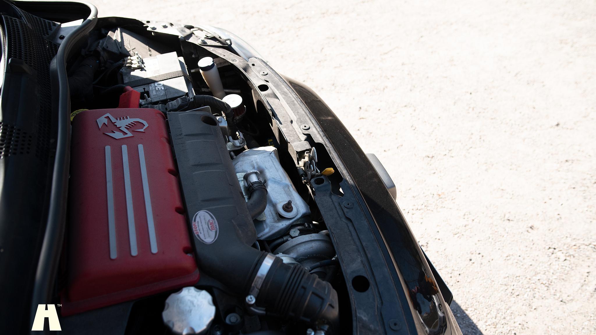 Image of 2016 Abarth 595 Competizione (13) mechanics