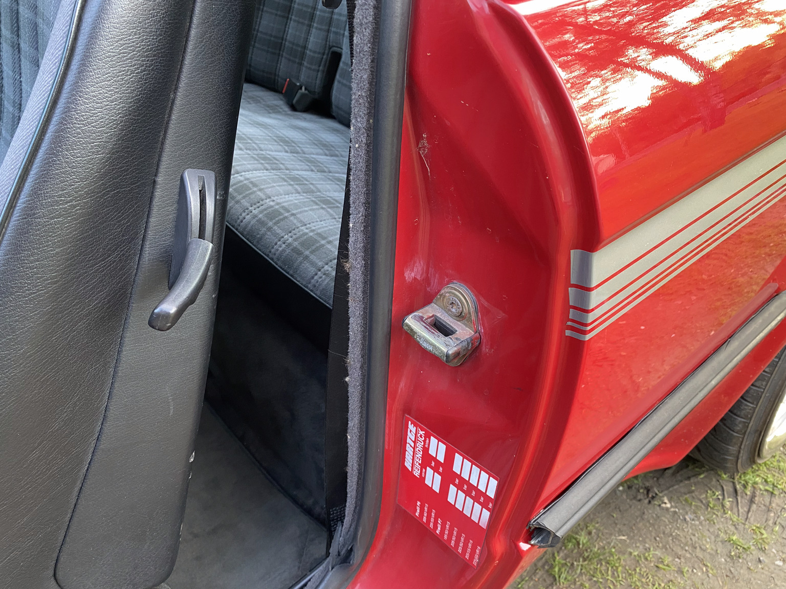 Interior image of 1986 BMW E30 H35 Hartge