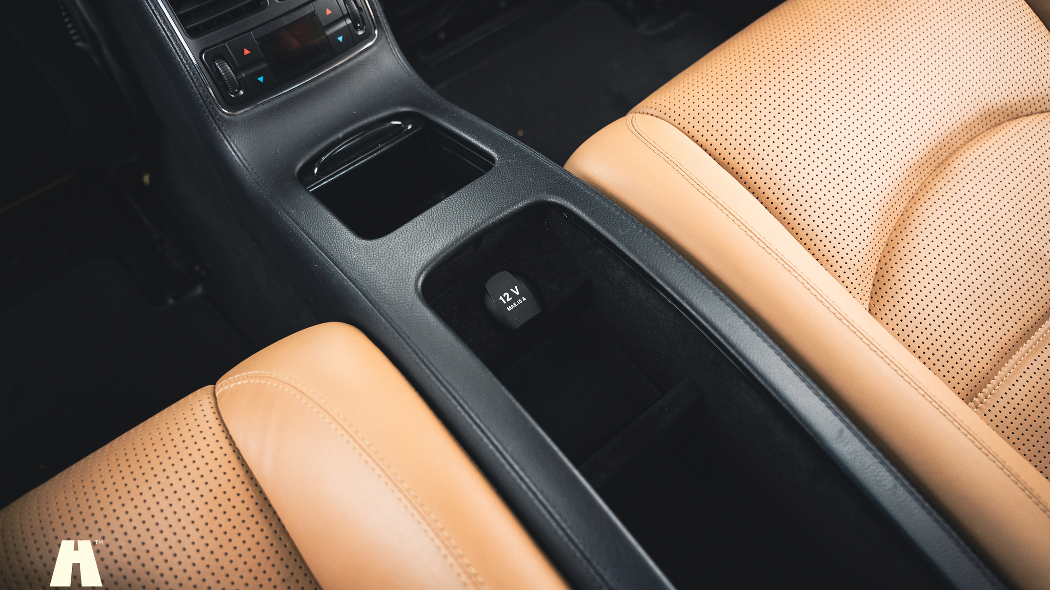 Innenraumfoto von 2008 Mercedes-Benz CLS 63 AMG (72)