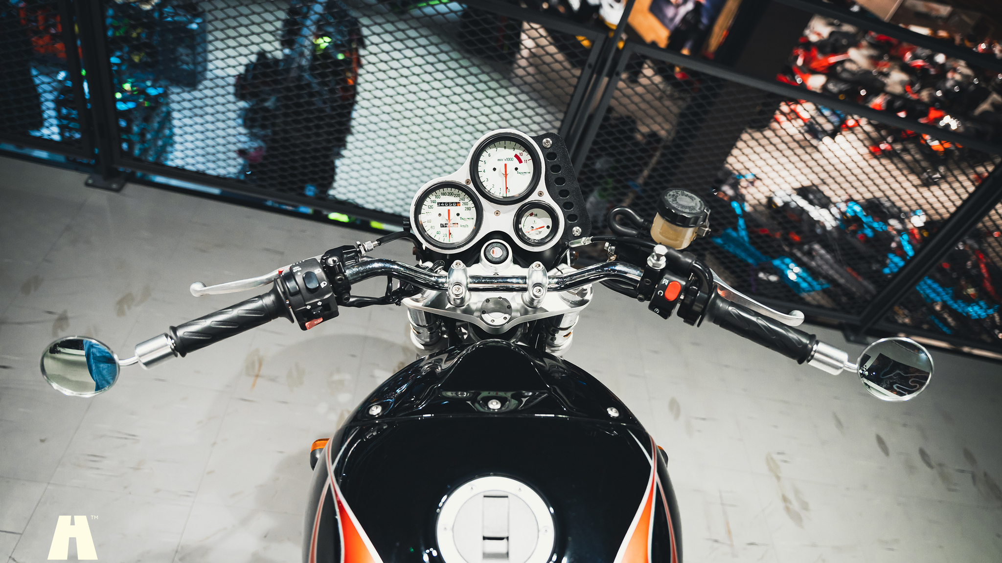 Aussenfoto 2001 Triumph Speed Triple (66)