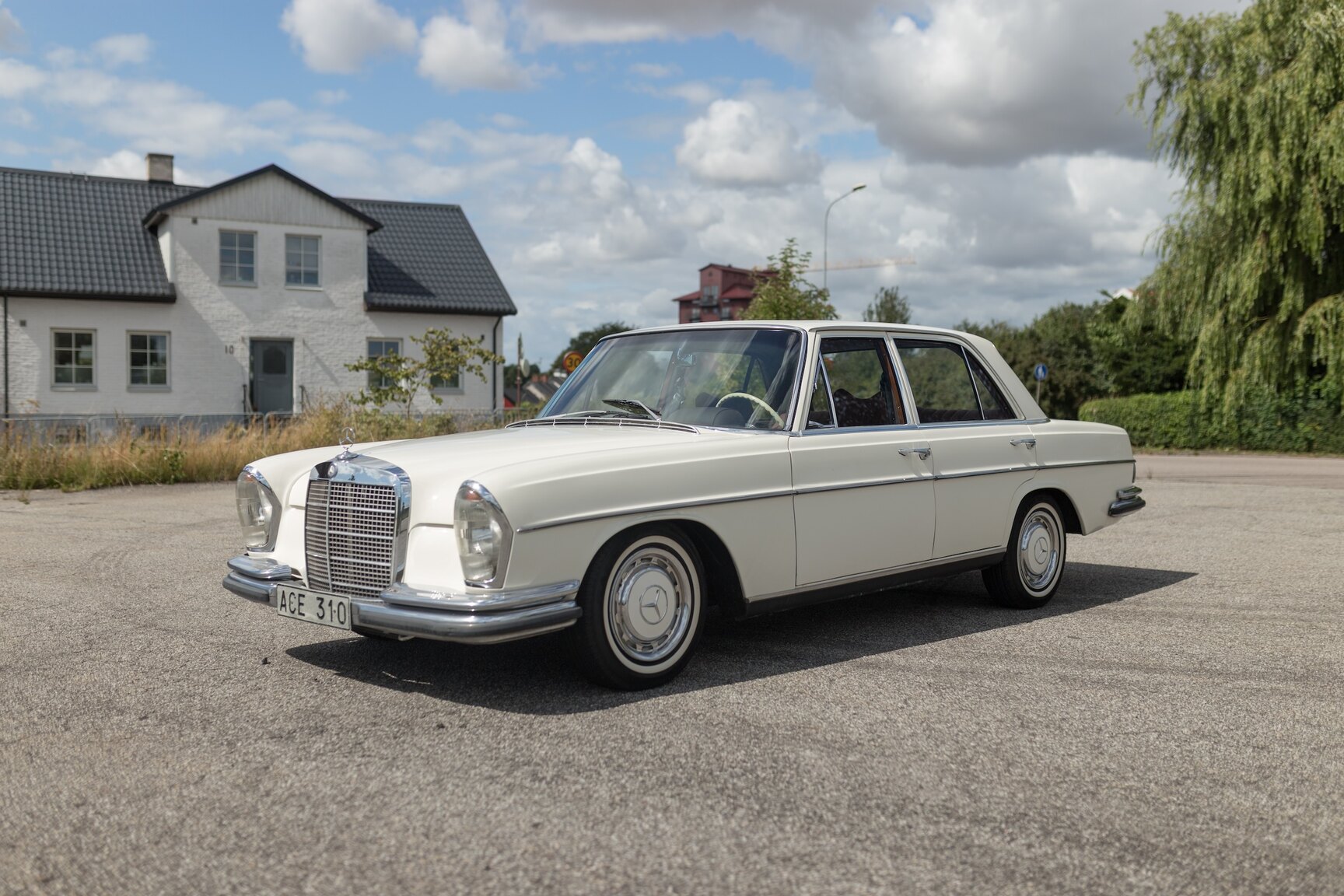 Aussenfoto 1966  Mercedes-Benz 250 