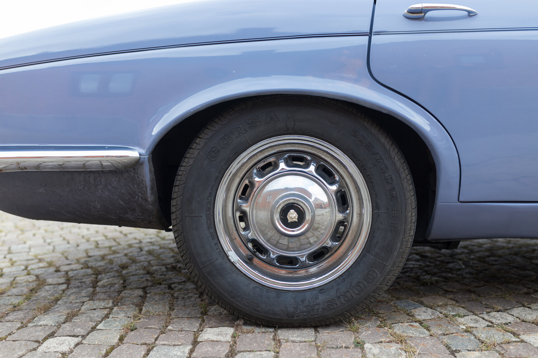 Aussenfoto 1975 JAGUAR XJ6  (16)