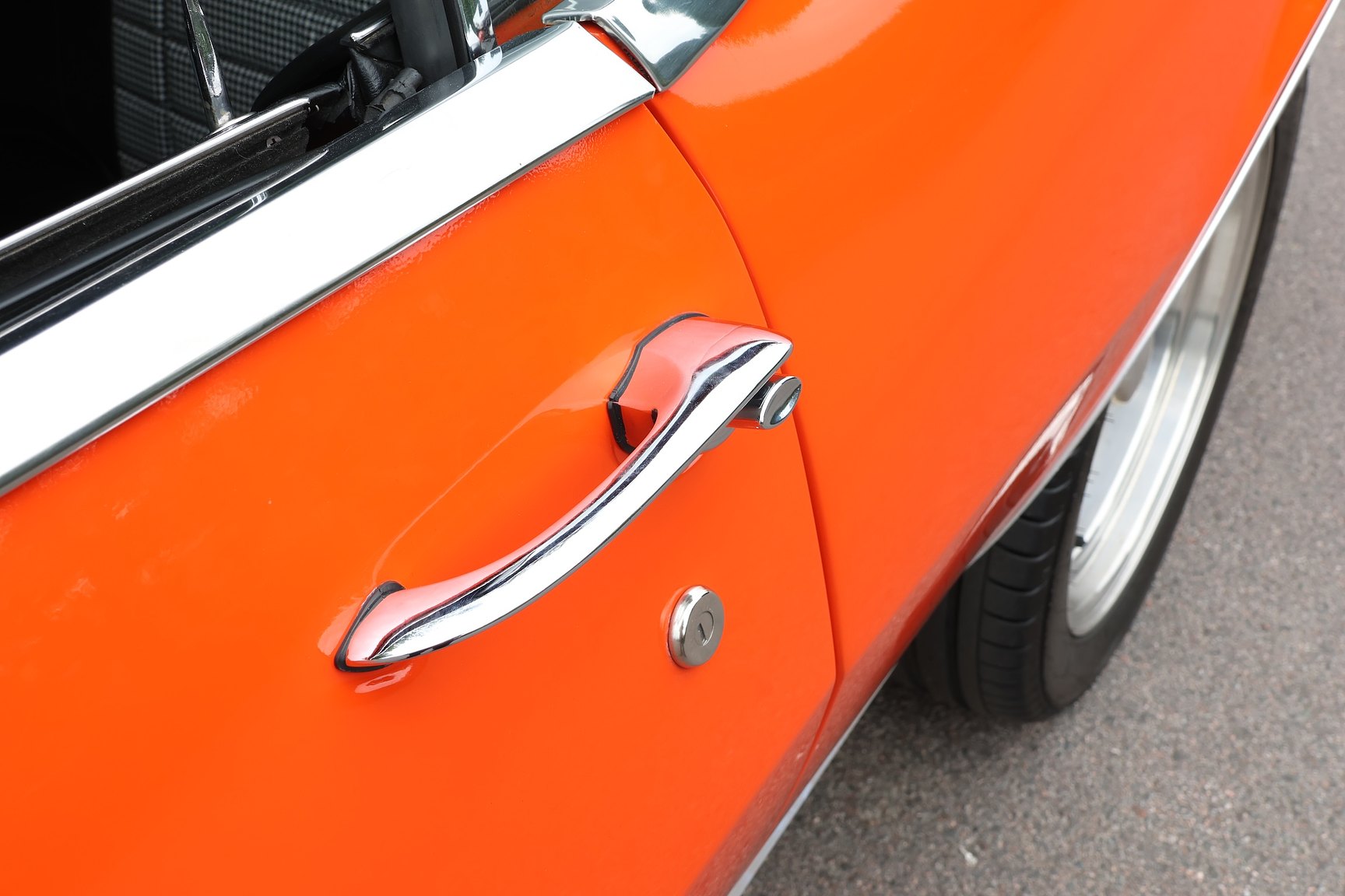 Exterior image of 1968 Chevrolet Camaro Pro Touring (29)