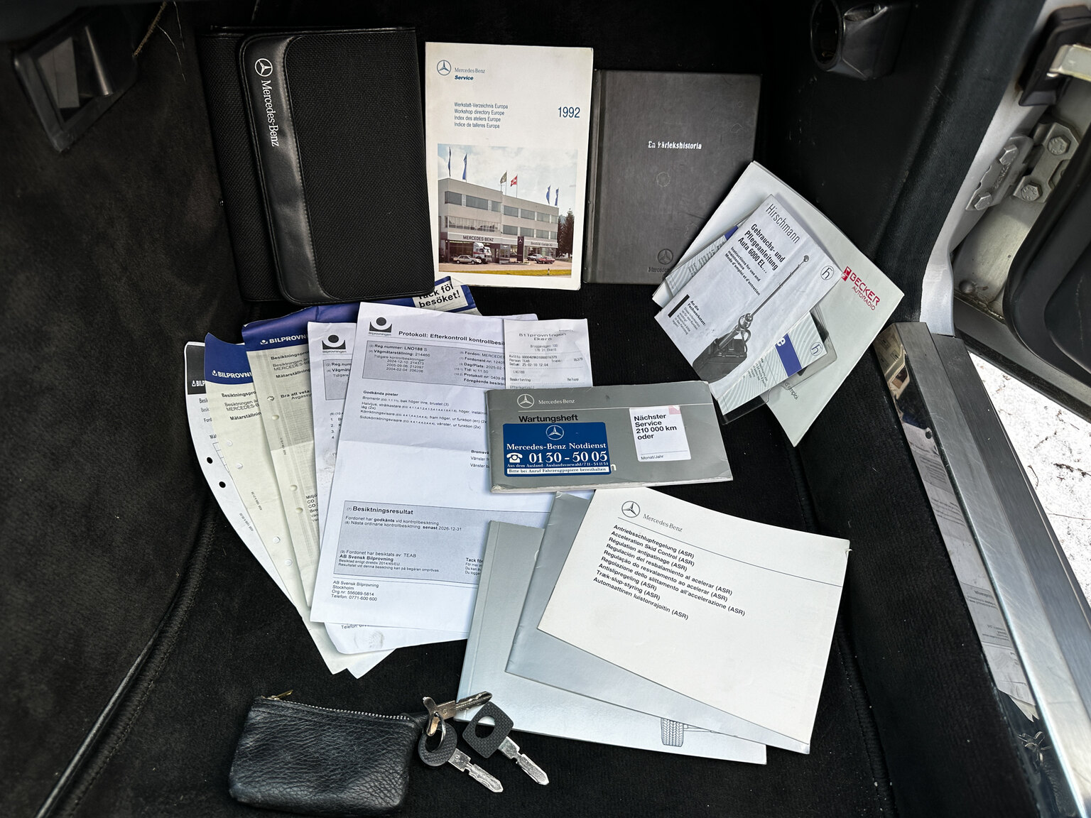 Dokumentation för 1992 Mercedes-Benz 300CE-24V