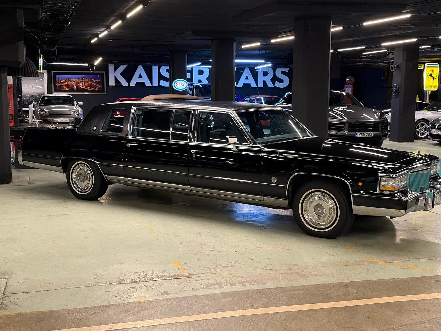 Exteriörbild på 1991 Cadillac Brougham Limousine (7)