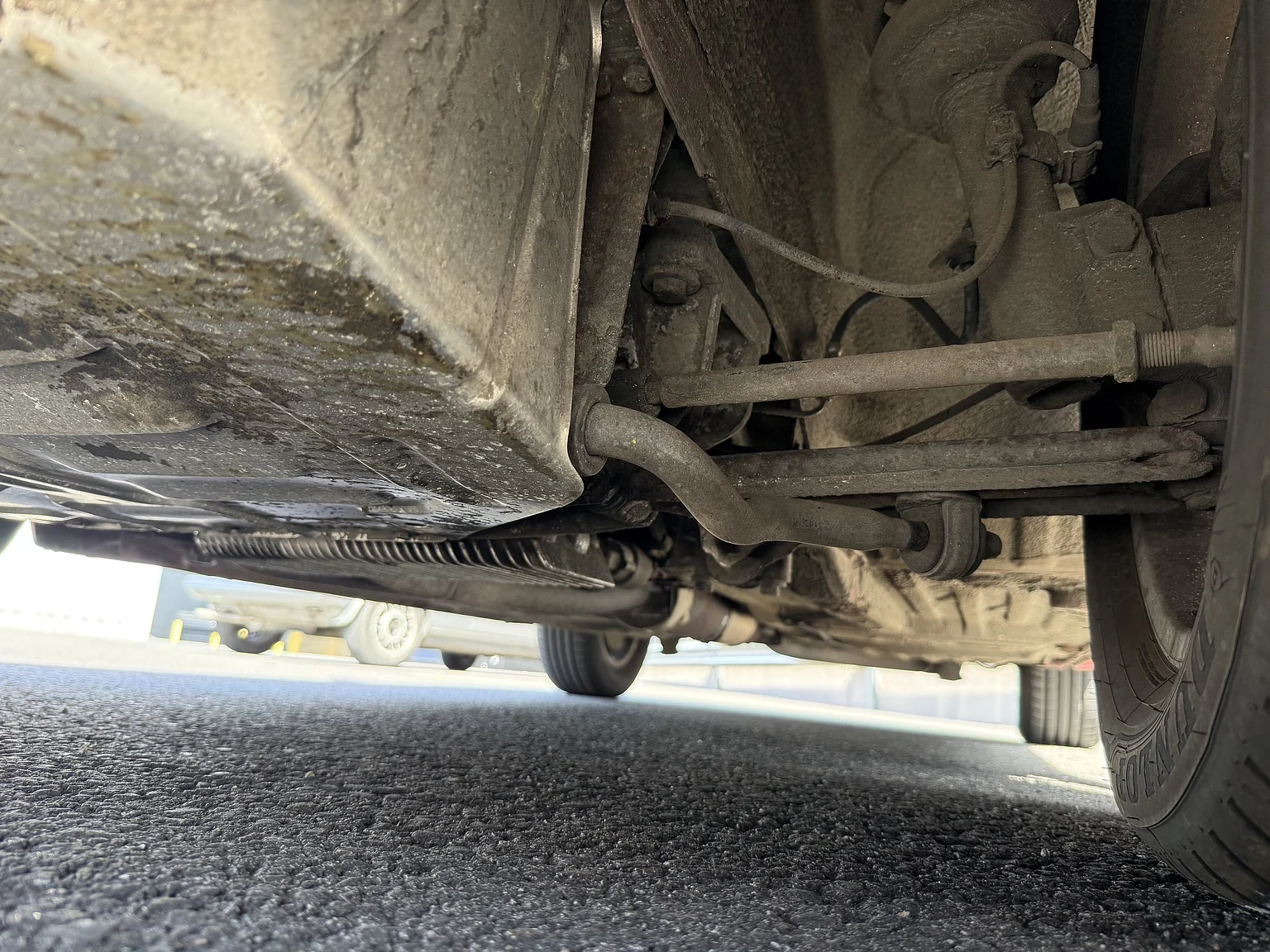 Image of 1984 Porsche 944 Targa mechanics (18)