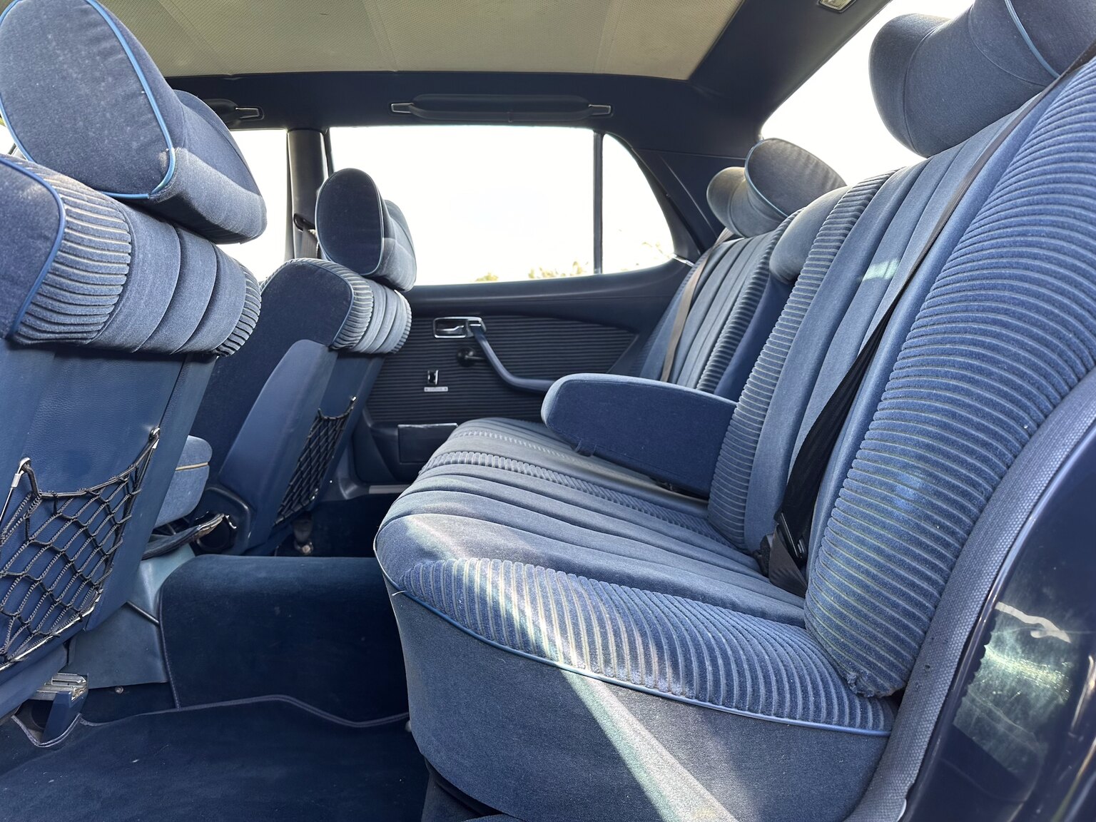 Interiörbild 1975 Mercedes-Benz 450 SEL 6.9 Bepansrad 