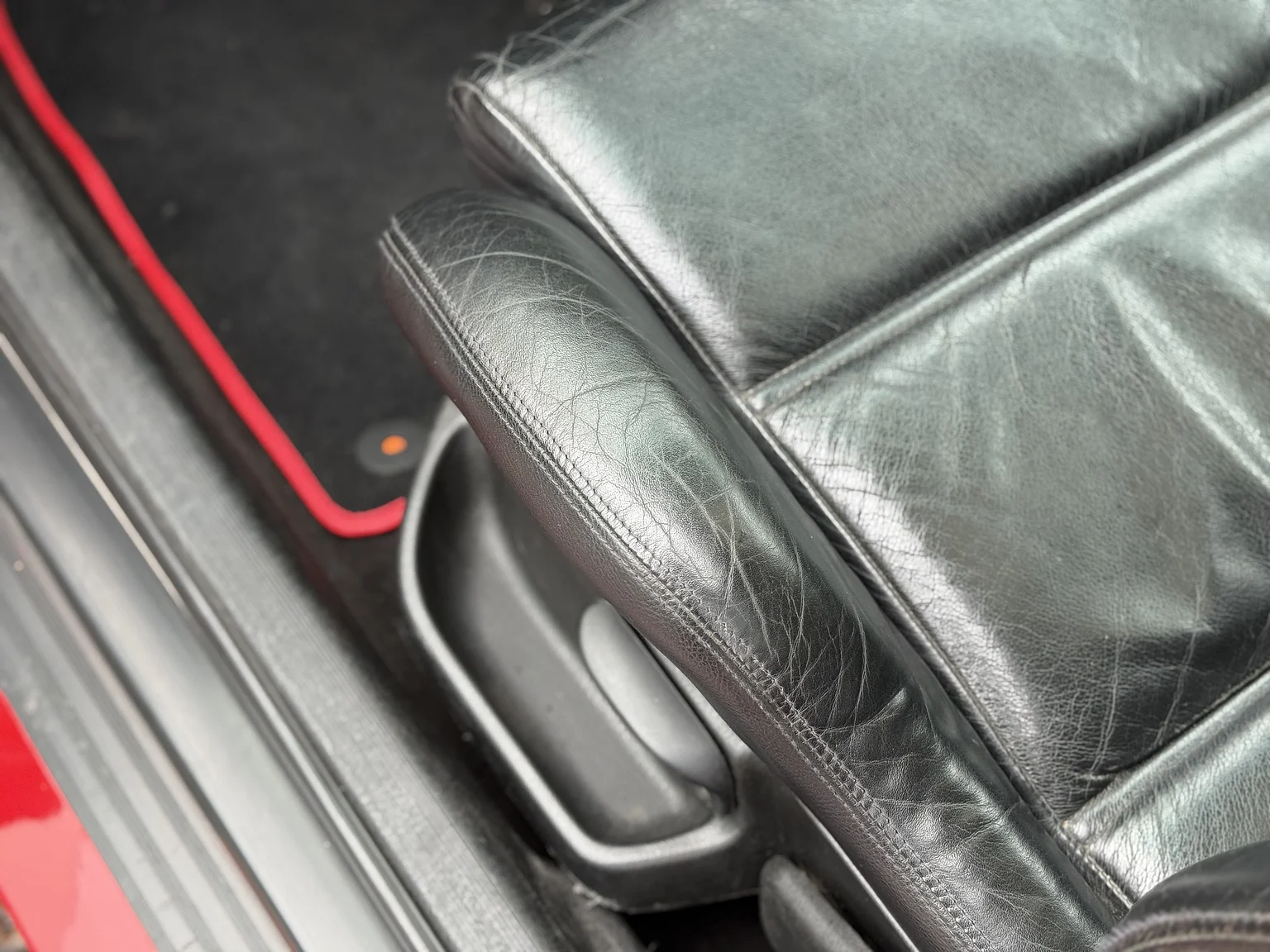 Interior image of 1991 Audi S2 Abt (10)