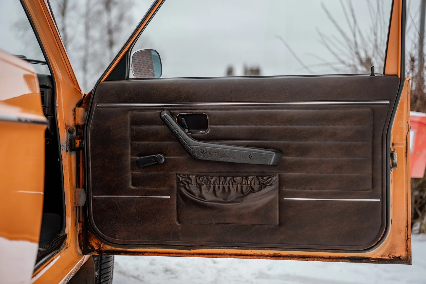 Interiörbild 1975 Volvo 242 2-dörrars coupé (31)