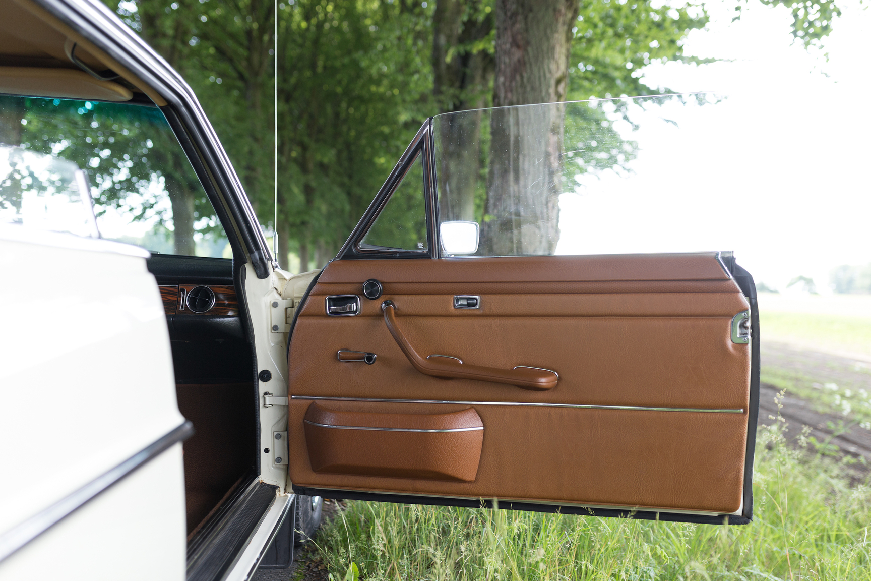 Innenraumfoto von 1971 Mercedes 250 C