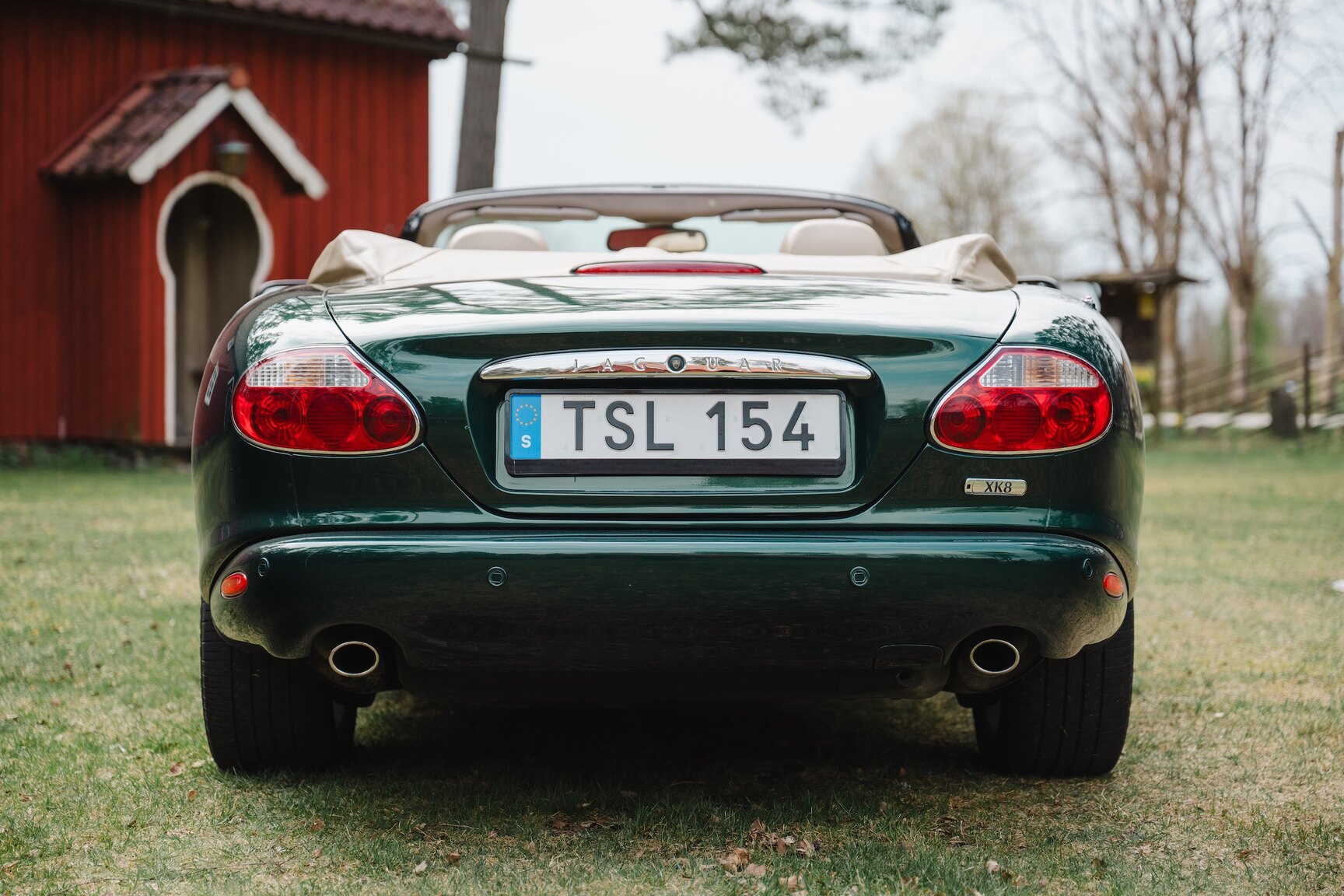 Exterior image of 2003 Jaguar XK8 Cabriolet