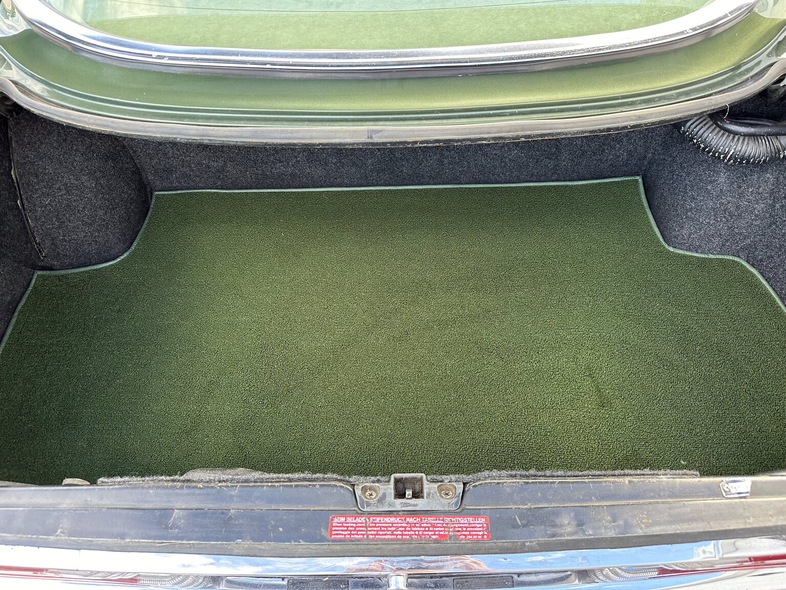 Interior image of 1974 Mercedes Benz 450 SLC