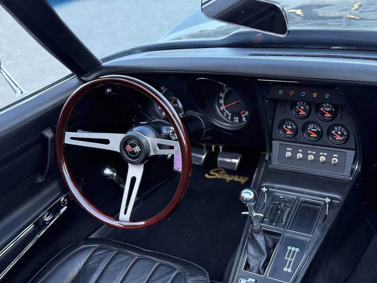 Interior image of 1971 Chevrolet Corvette Stingray Special 598 cui V8 795 hk (17)