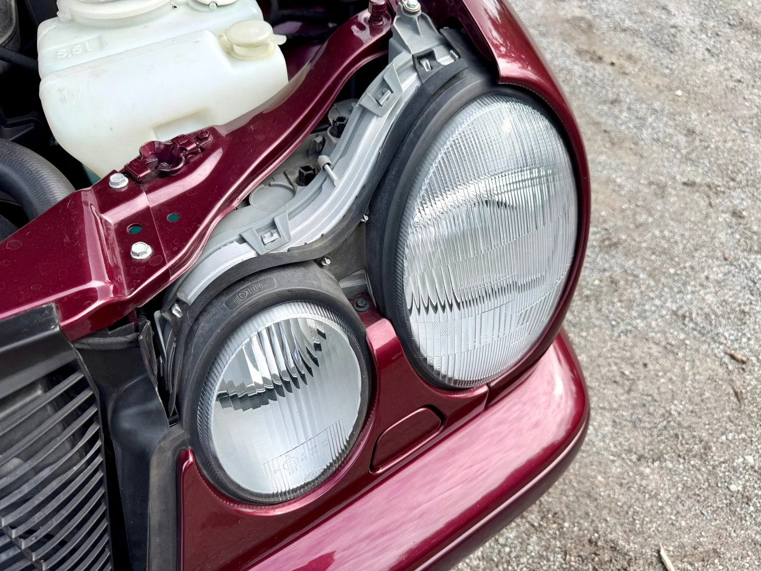 Image of 1997 Mercedes-Benz E 290 TD mechanics (19)