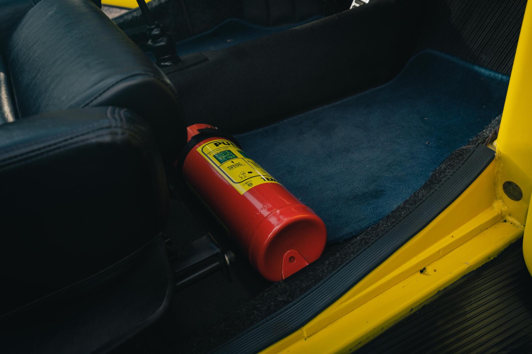 Interiörbild 1973 Volkswagen Bubbla Karmann 1303 LS (30)