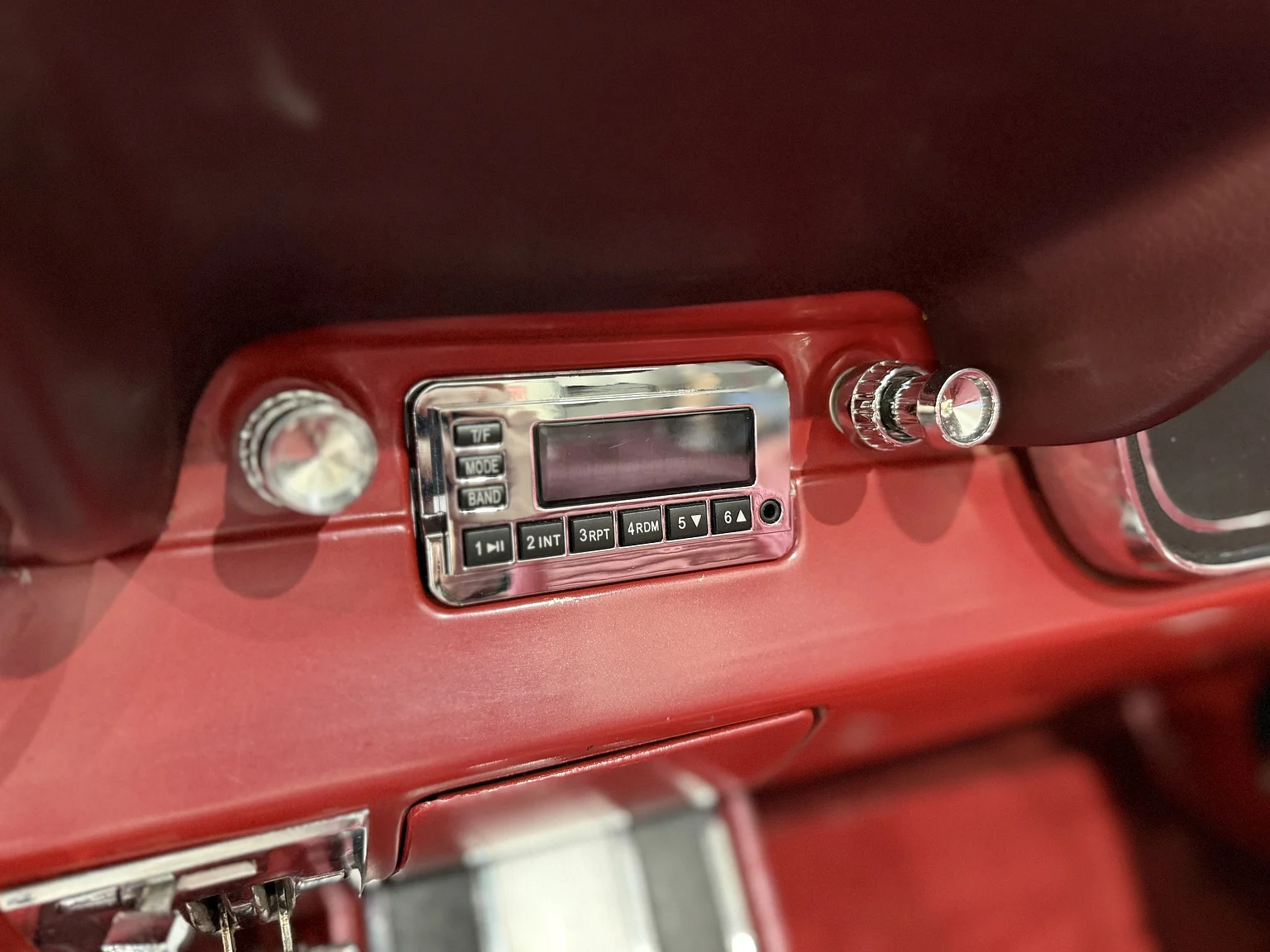 Interior image of 1966 Ford Mustang Convertible (20)