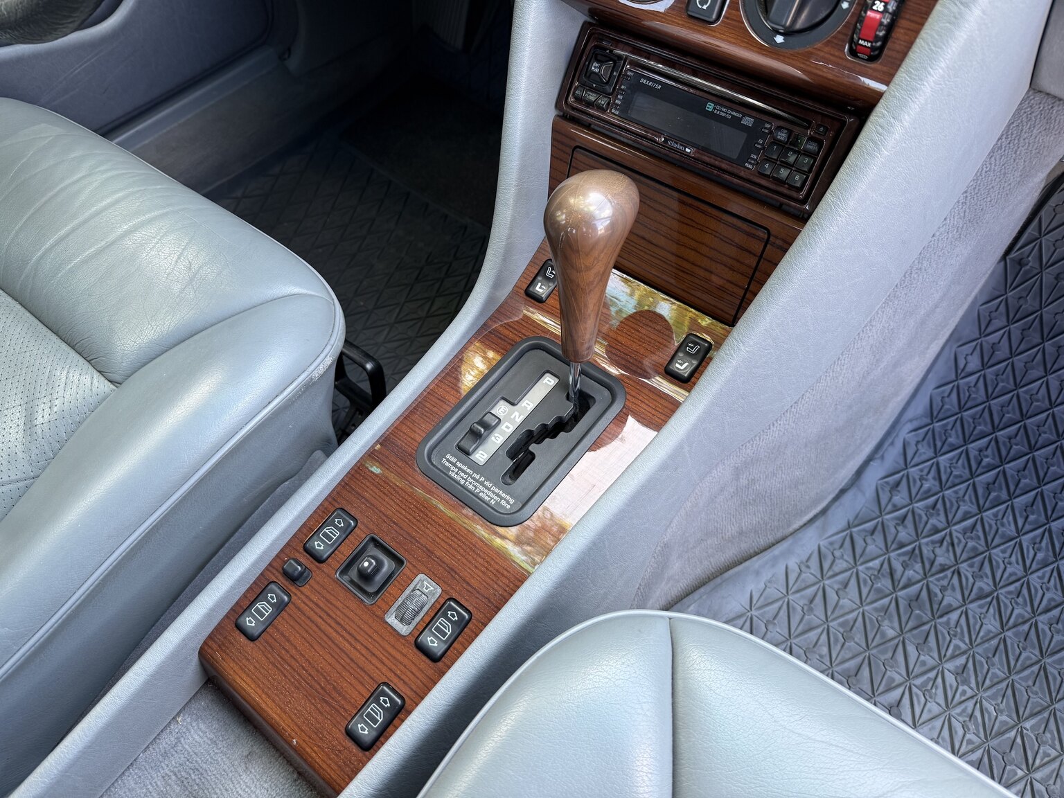 Interior image of 1991 Mercedes-Benz 300 E-24