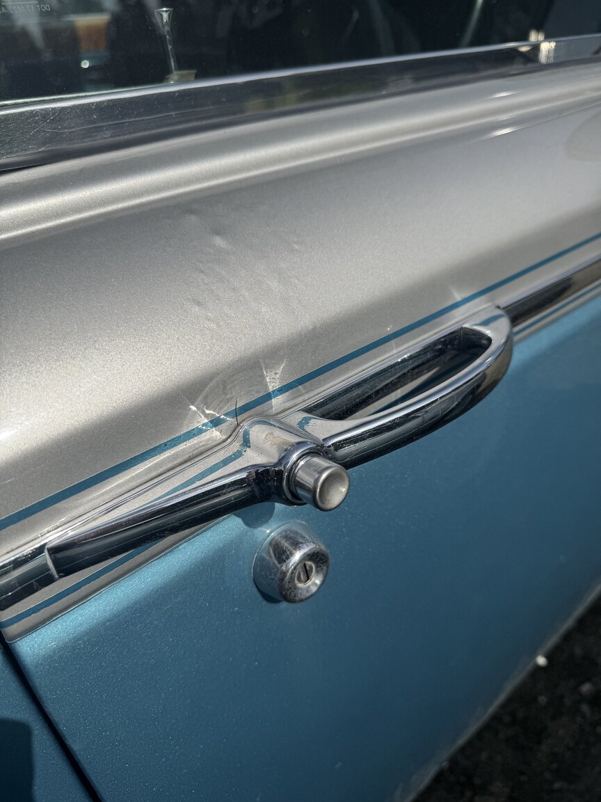 Exterior image of 1976 Rolls-Royce Silver Shadow