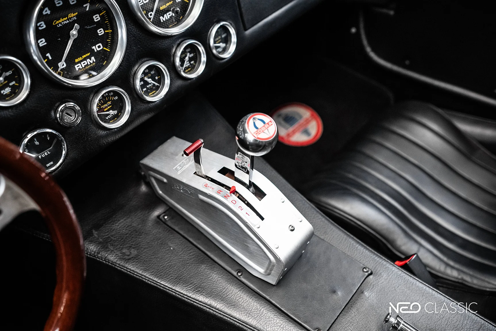 Interiörbild 2018 Superformance Cobra (8)