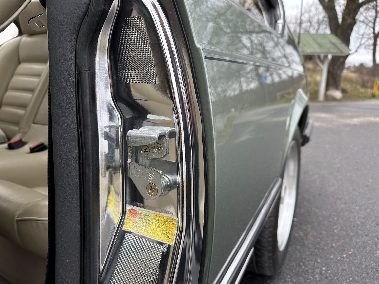Interior image of 1986 BMW 635CSi
