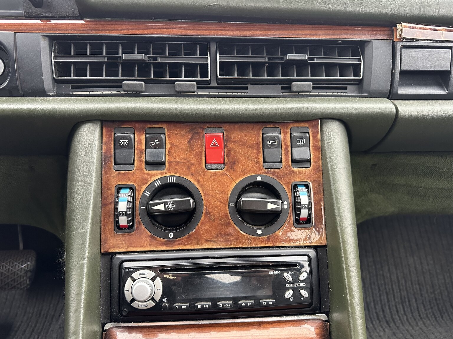 Interiörbild 1983 Mercedes-Benz 500 SEC