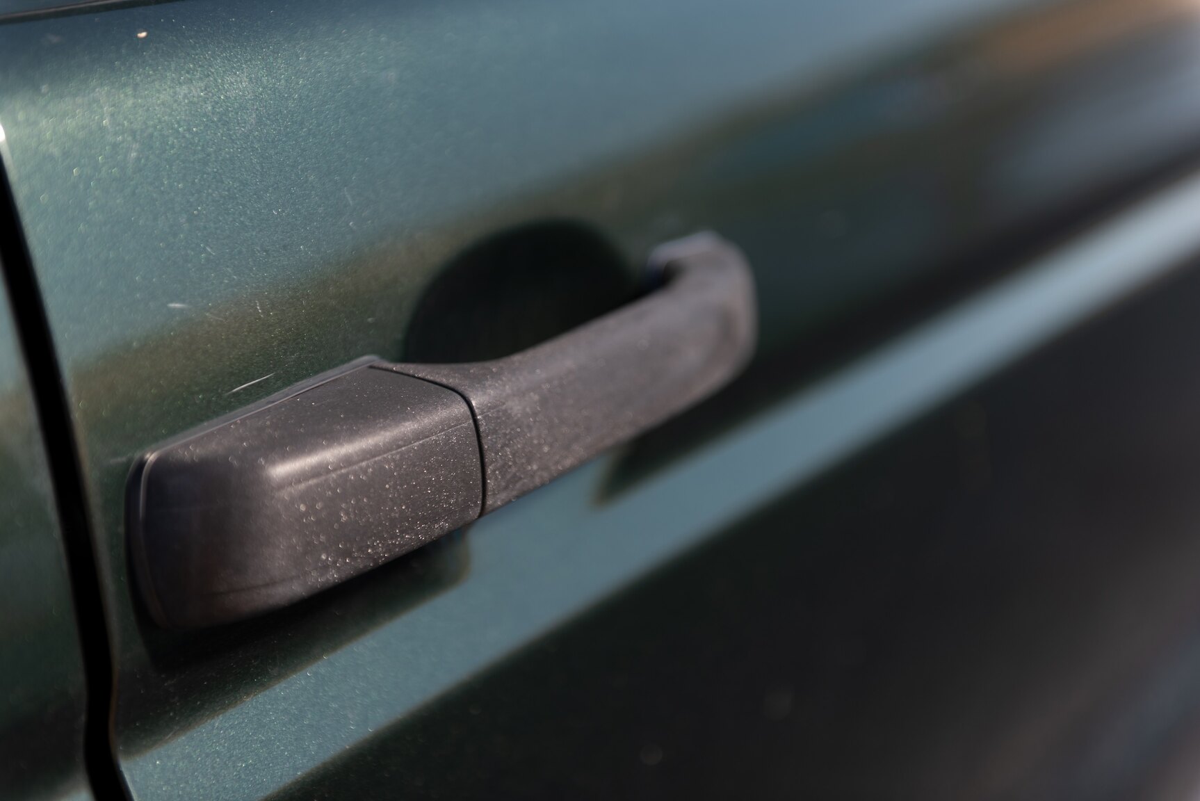 Exterior image of 1999 Land Rover Discovery 4.0 V8