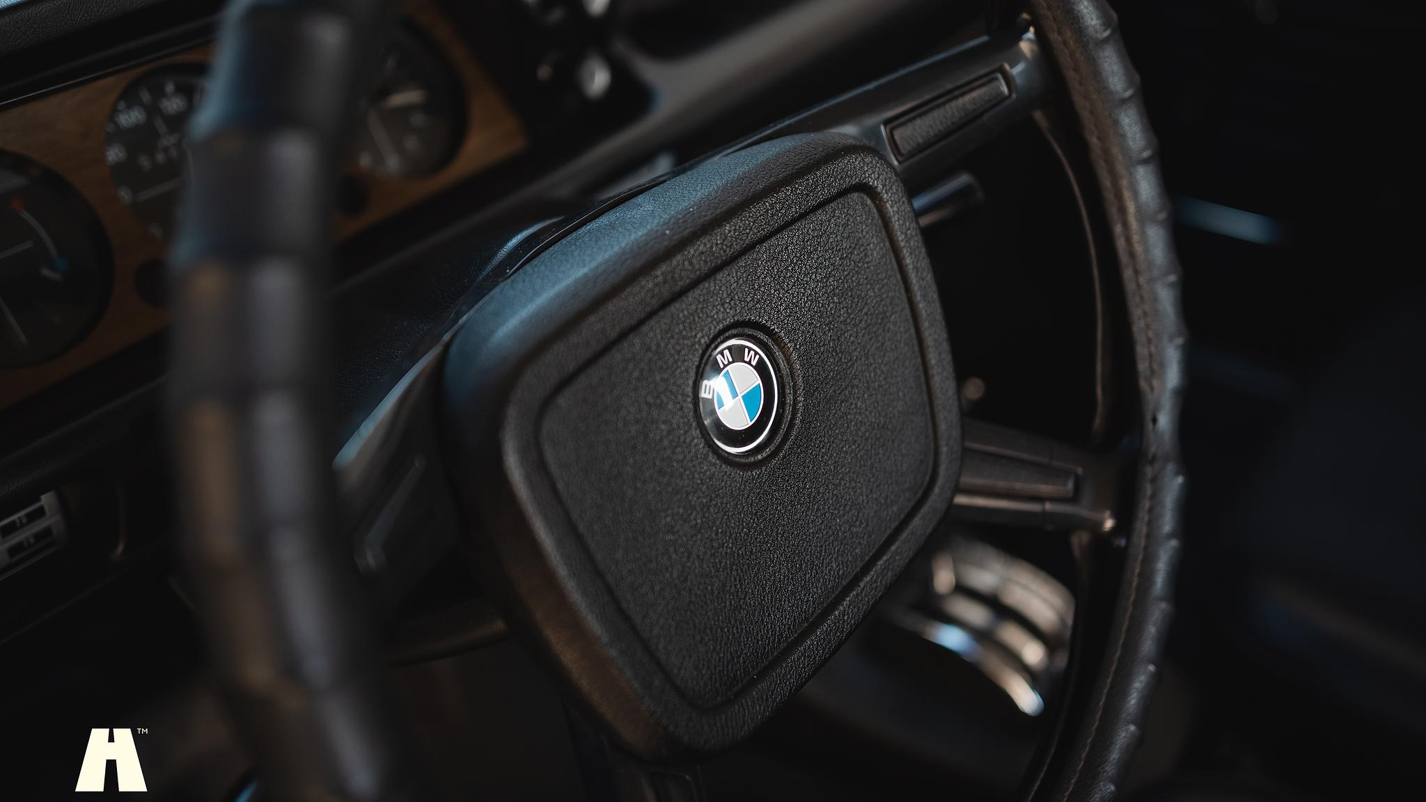 Innenraumfoto von 1974 BMW 2002
