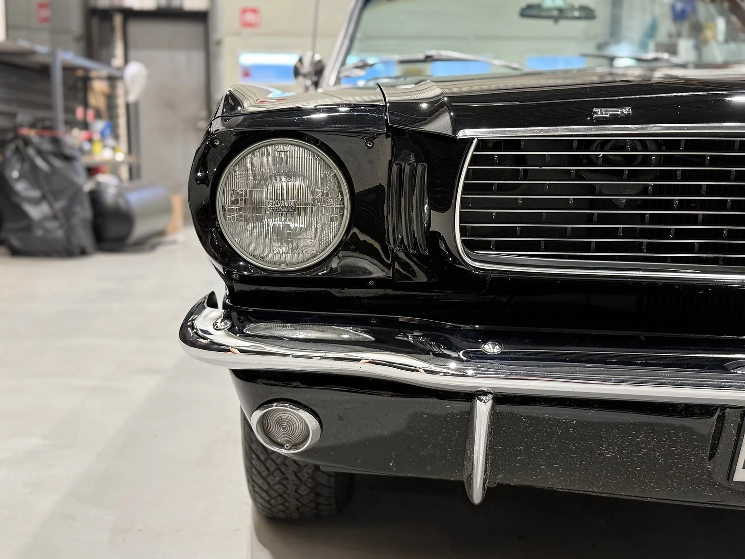 Exteriörbild på 1966 Ford Mustang Convertible (26)