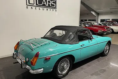 #<Image:0x00007fbc849f6558>