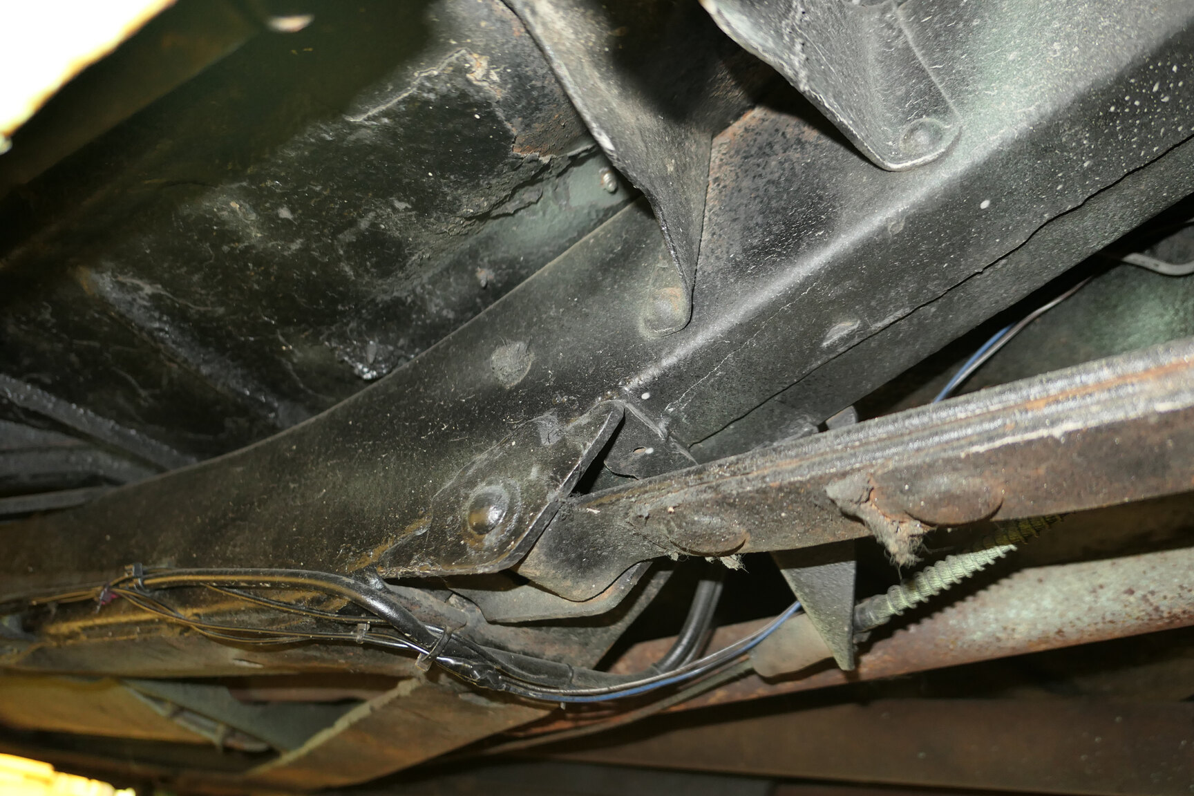Image of 1949 Ford Custom Convertible mechanics