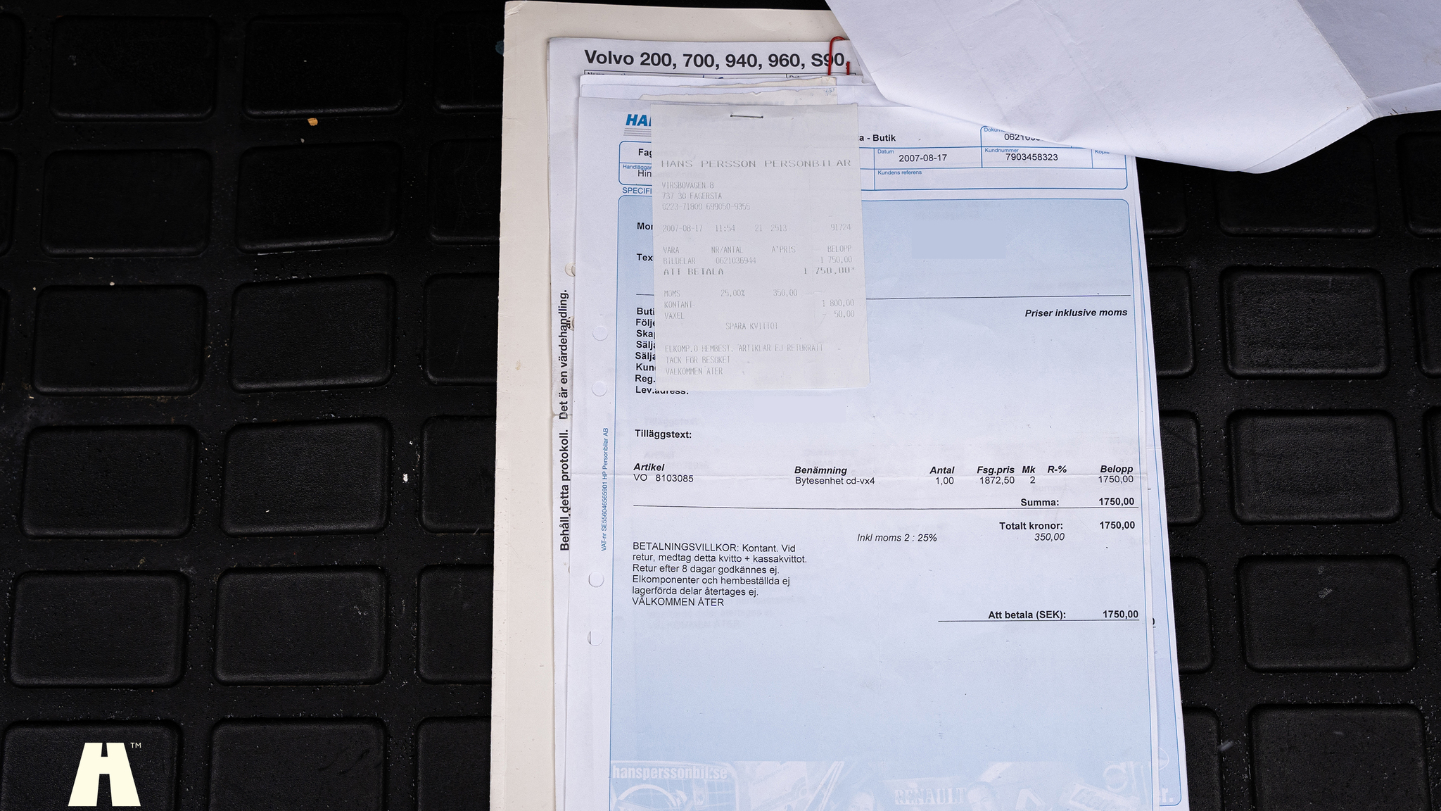 Documentation for 1995 Volvo 940 SE
