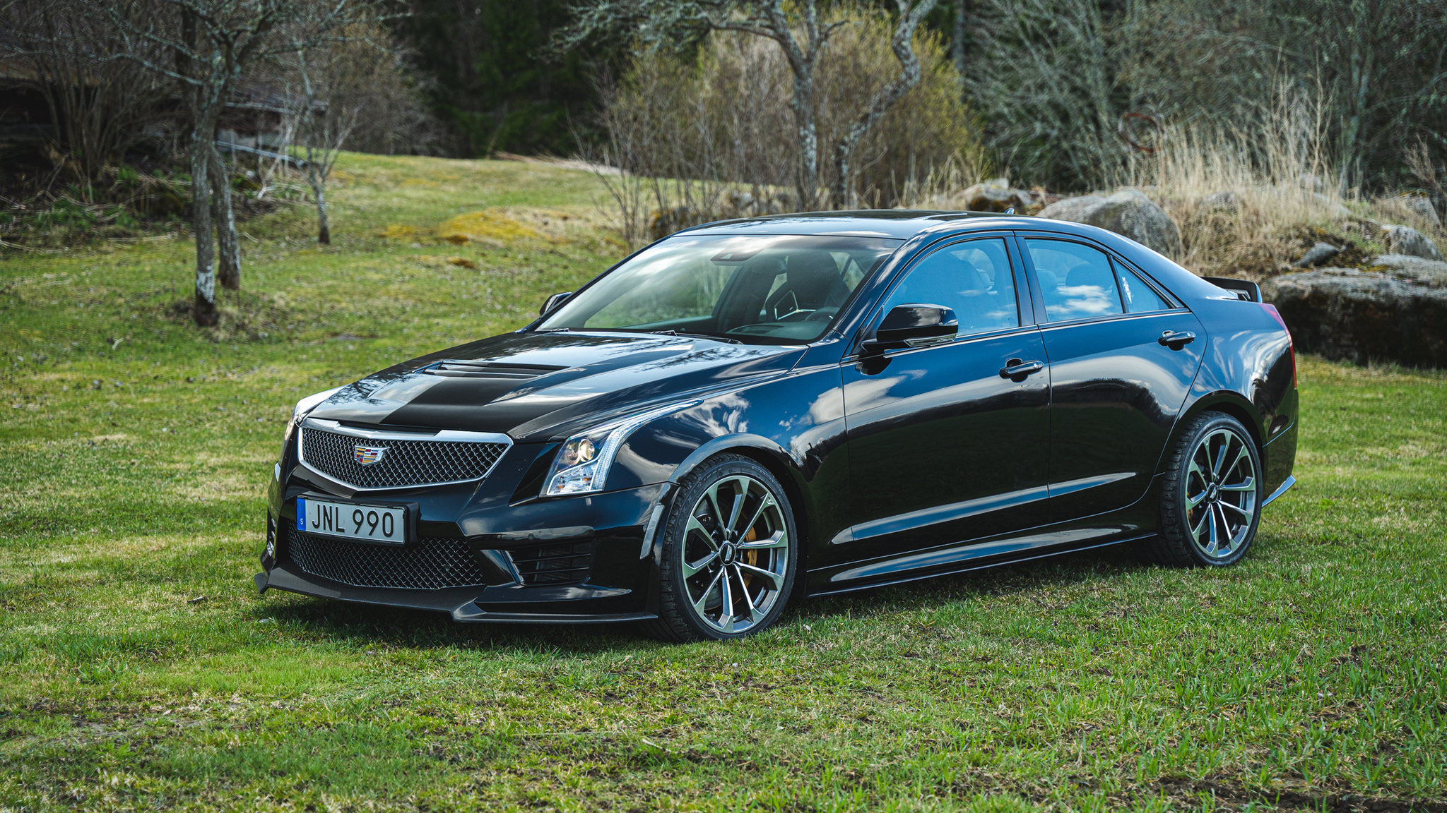 Exteriörbild på 2016 Cadillac ATS-V (8)