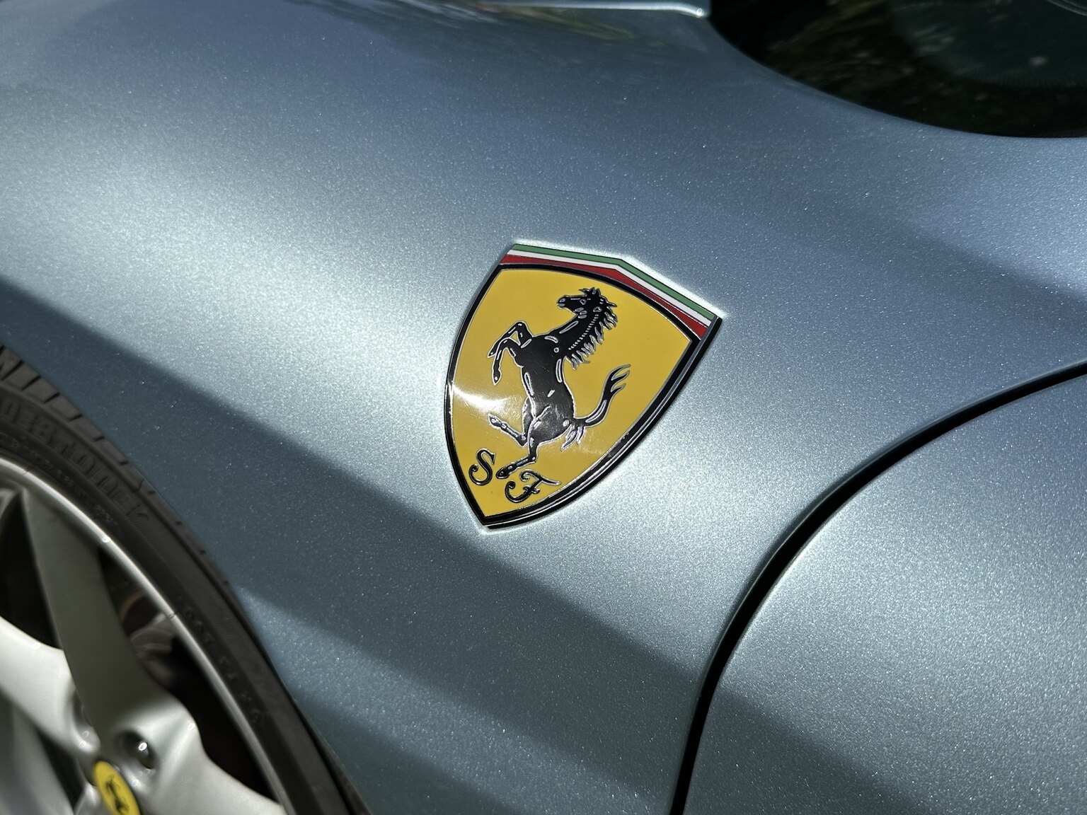 Exterior image of 2001 Ferrari 360 Modena V8 Manual (44)