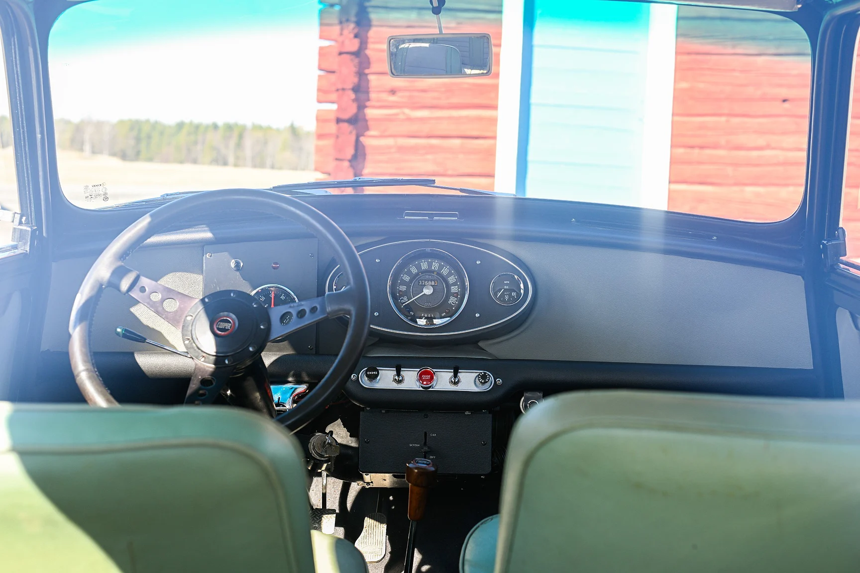 Interior image of 1965 BMC Cooper S 1290 (11)