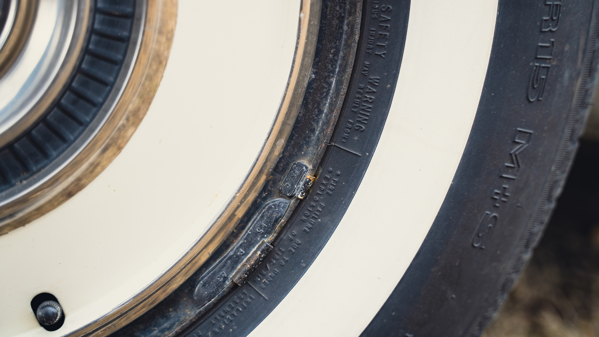 Exteriörbild på 1959 Ford Thunderbird hardtop